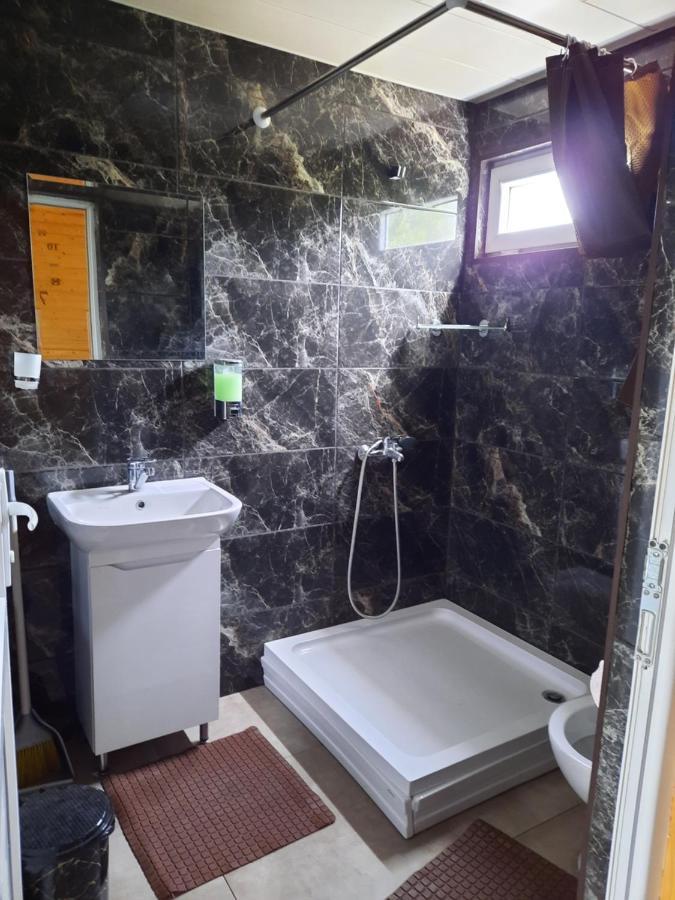 Family Hotel Maia - Cемейная Гостиница Майя Dashbashi Kültér fotó