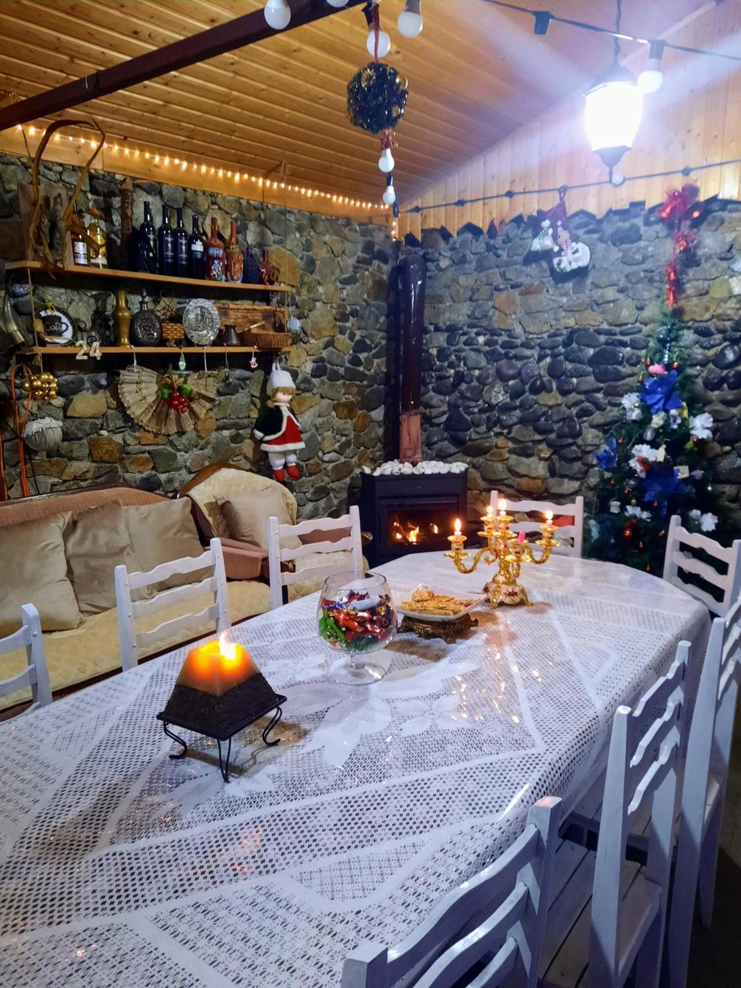 Family Hotel Maia - Cемейная Гостиница Майя Dashbashi Kültér fotó